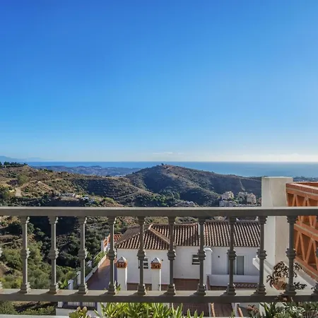 Apartment Astonishing View Modern Sitio de Calahonda
